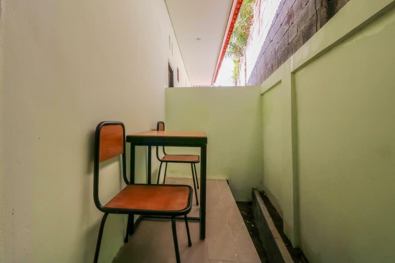 Oyo 1445 Jimbaran 12 Residence Exterior photo